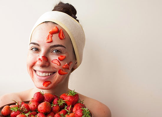 çilek kadın kız kase olgun