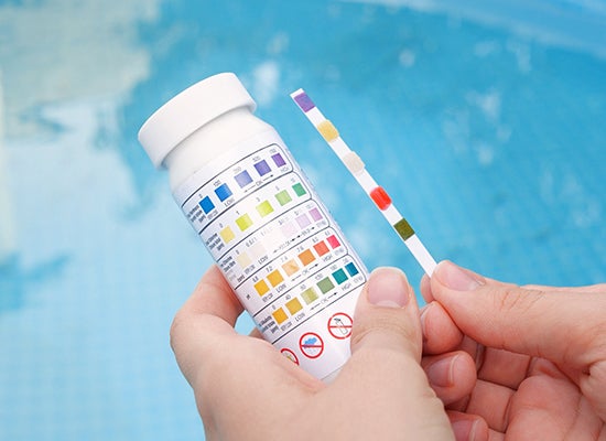 ph klor su yüzme havuzu analizi