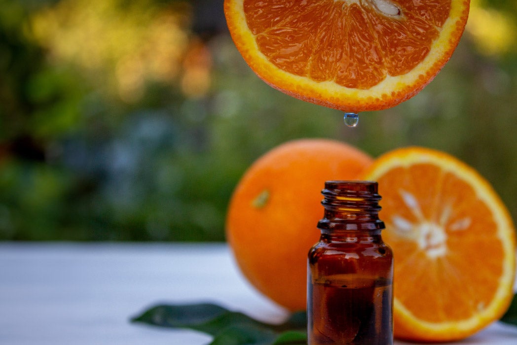 bir şişede portakal kokusu